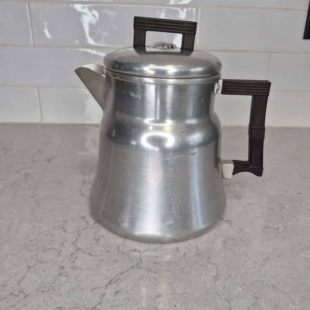 Wear-Ever Coffee Percolator Vintage 5062‎ 8 Cup Silver